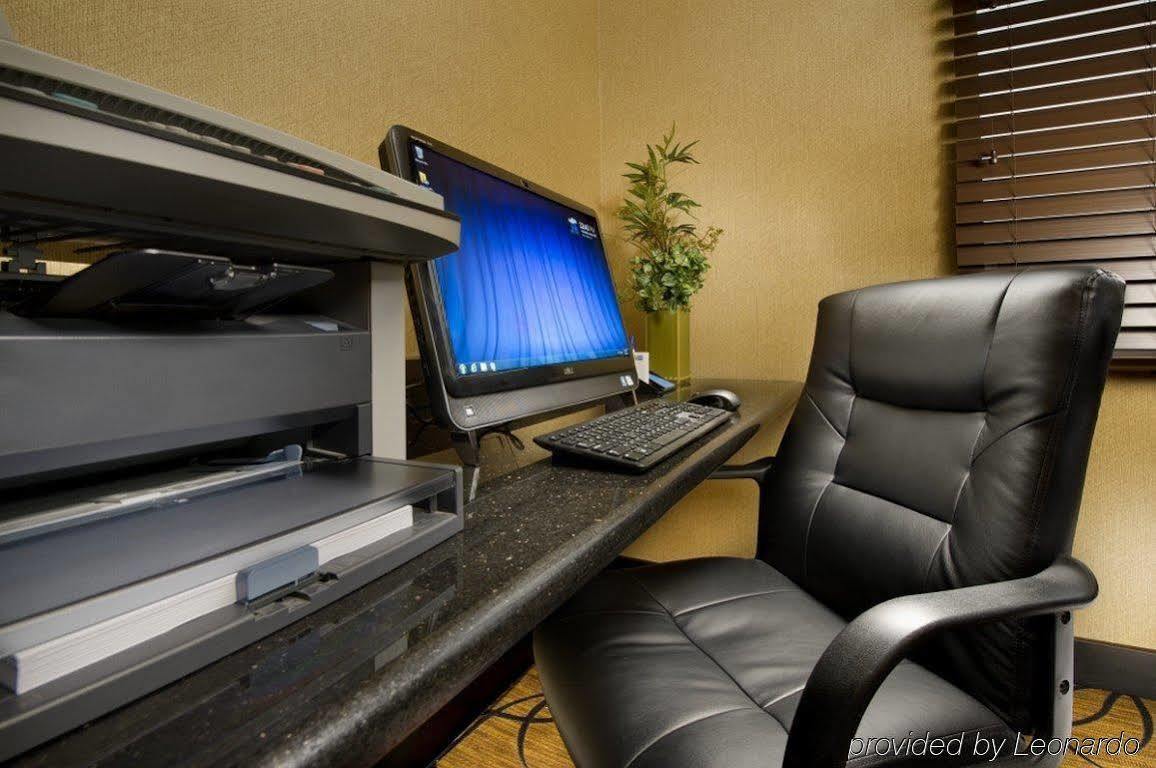 Holiday Inn Express Hotel & Suites Mount Pleasant By Ihg Bagian luar foto